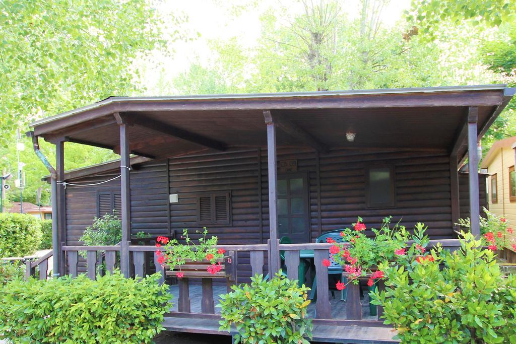 Campeggio Boscoverde Torre del Lago Puccini Eksteriør bilde